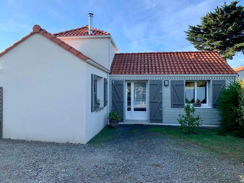 Le Gite De Marie Prefailles Exterior photo